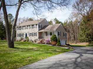 240 Oak Hill Cir, Concord, MA 01742