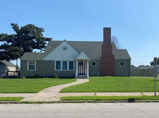 1221 W 6th St, Coffeyville, KS 67337