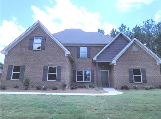 232 Spruce Knoll Ln, Deatsville, AL 36025