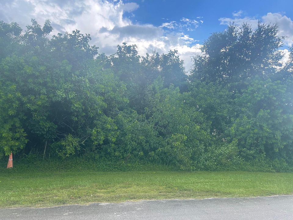 1st image of 560 SW Lawler Avenue