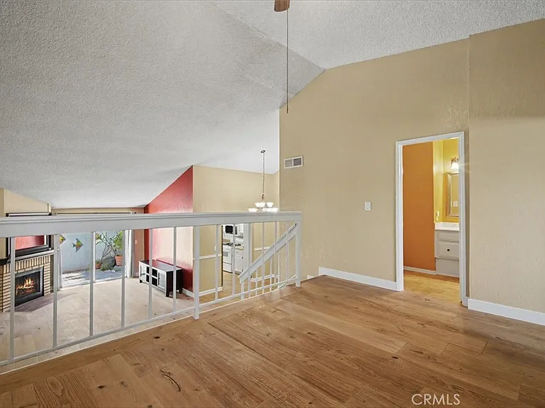 21019 Gresham St #22 — Photo 10