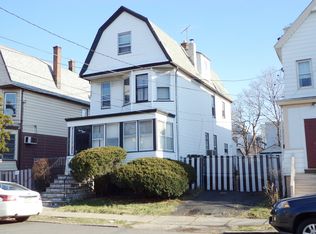 28 Augusta St, Irvington, NJ 07111