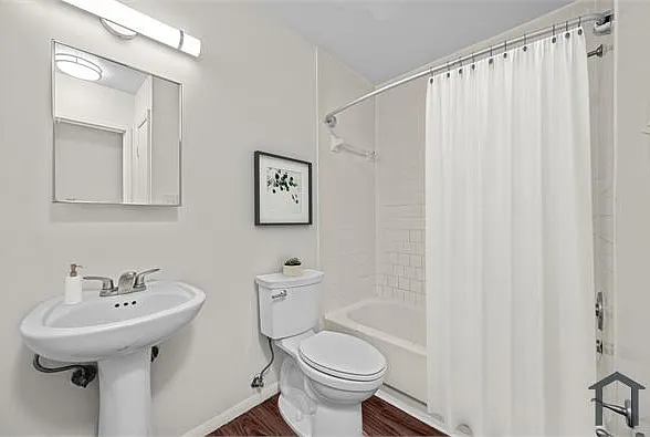 421 E Criser Rd #204 — Photo 5