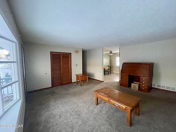 4th image of 109 Lark Ln