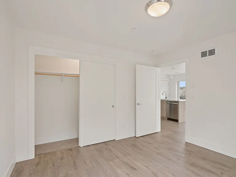 4730 SE Belmont St — Photo 13
