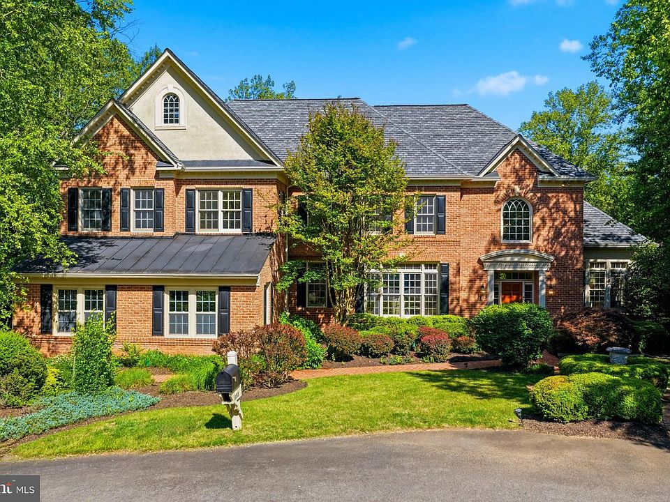 1st image of 891 Chinquapin Rd