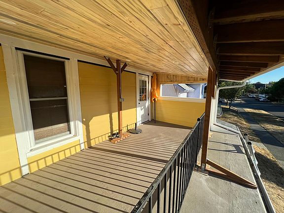 ROOF BALCONY