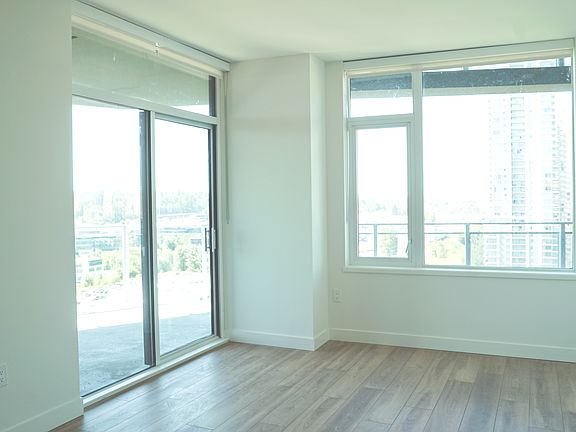 4th image of 4433 Alaska St #1506