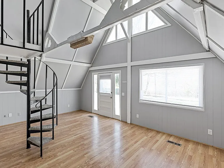 660 & 672 Flint Rd — Photo 26