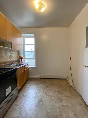 Rented by The Brokerage Group LLC | media 24