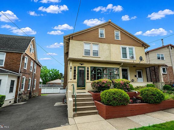3rd image of 142 Blake Ave