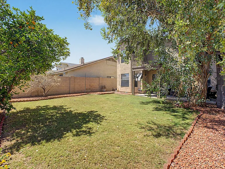 761 Rosemonte Dr — Photo 5