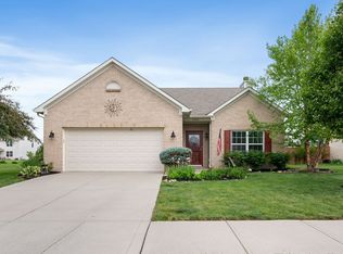 5576 W Glenview Dr, McCordsville, IN 46055
