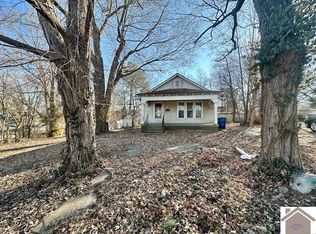 419 W 8th St, Benton, KY 42025