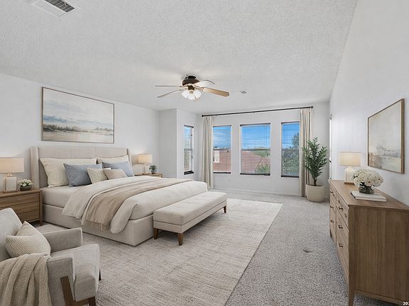 4th image of 1527 Jasmine Dr