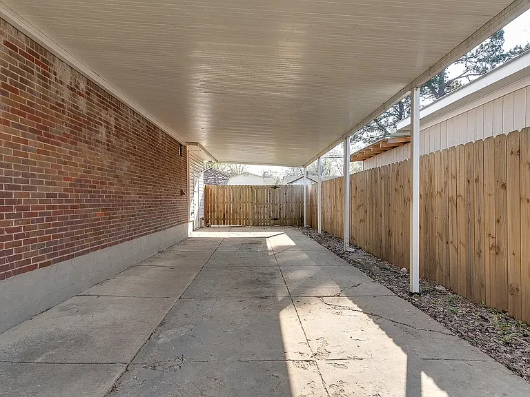 1770 Hood St — Photo 17