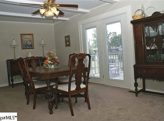 4th image of 105 Wildrose Ln