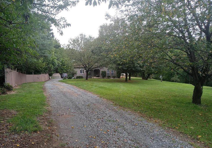 2nd image of 171 Forge Rd