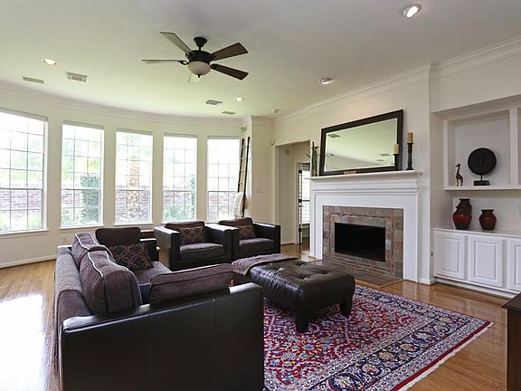 4th image of 13915 Carriage Walk Ln