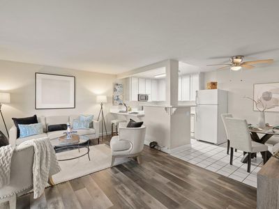 3591 S Bascom Ave APT 13, Campbell, CA, 95008