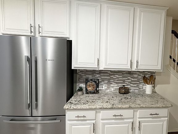 2nd image of 2428 Brycewood Ln