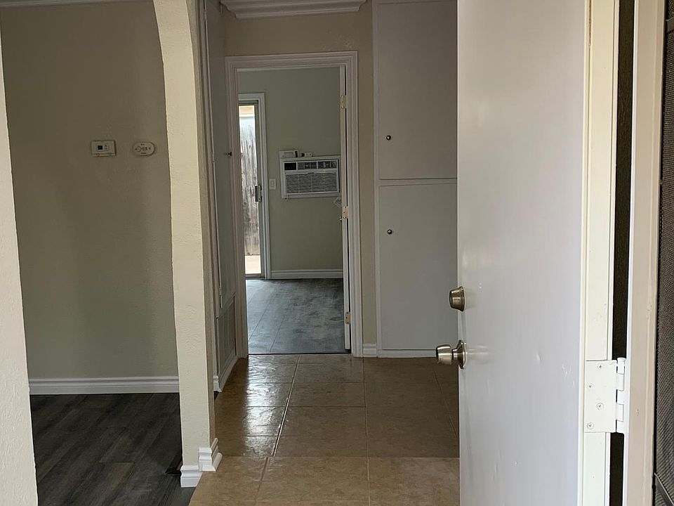 1st image of 274-280 N Valley View Dr #276