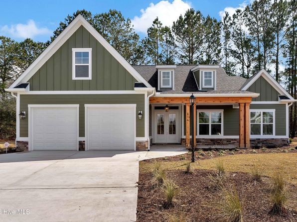 614 Bingham Court NW, Calabash, NC 28467