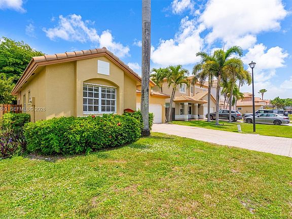 5th image of 9803 NW 32nd St
