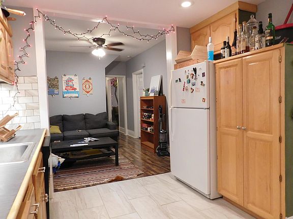 3rd image of 3928 Clark Ave APT 1