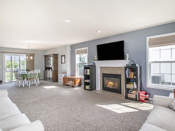 4th image of 1410 Starlite Trail Dr