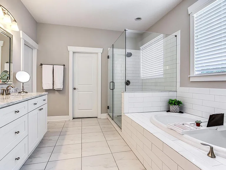 3423 W San Pedro St — Photo 17