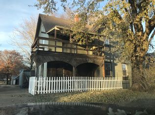 118 E Seward Ave, Burlingame, KS 66413