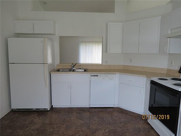 3rd image of 245 Kings Pond Ave