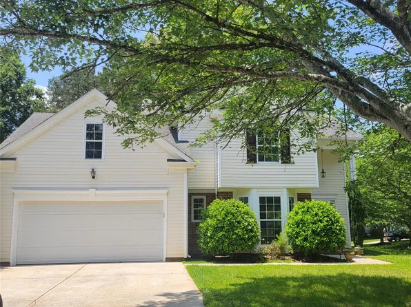 13039 Peacock Ln, Charlotte, NC 28215