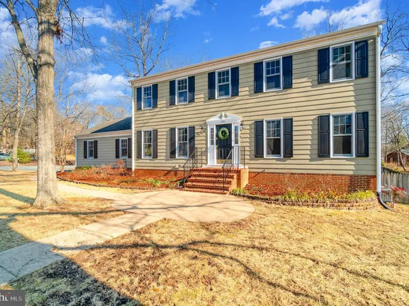 431 Collingwood Dr, Fredericksburg, VA 22405