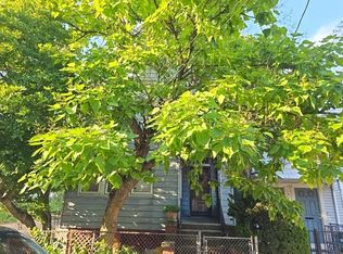 122 Woodlawn Ave, Jersey City, NJ 07305