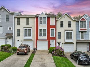 6283 Springhouse Pl, Bridgeville, PA 15017