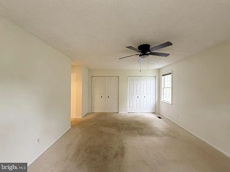 5 Hunters Ct — Photo 16