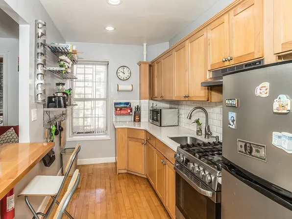 51-28 30th Ave #3, Woodside, NY 11377