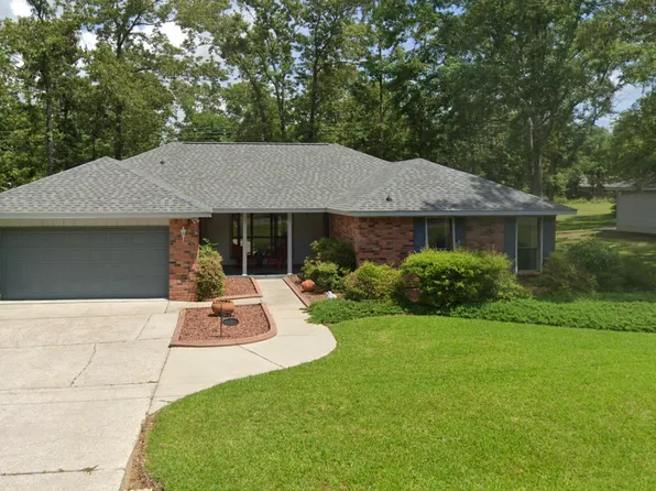 8846 Kipapa Way, Diamondhead, MS 39525