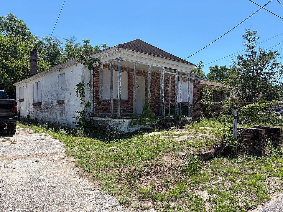 1st image of 2733 Henry St