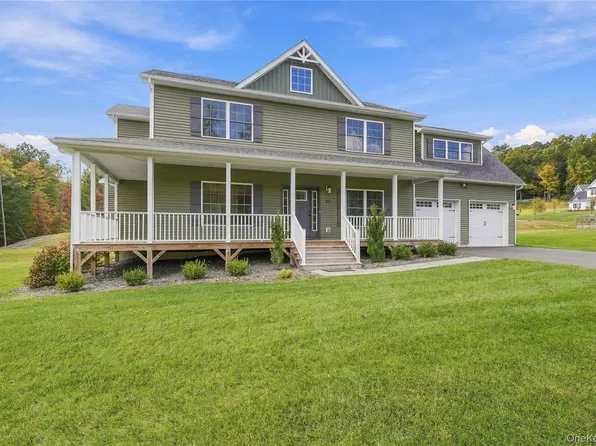 45 Frank Street, New Windsor, NY 12553