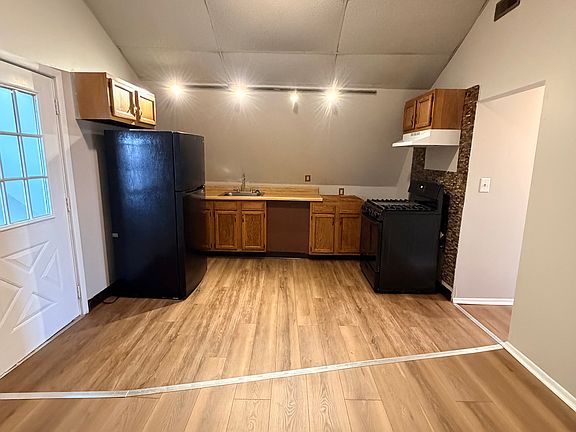 3rd image of 840 Washington Ave #2-B