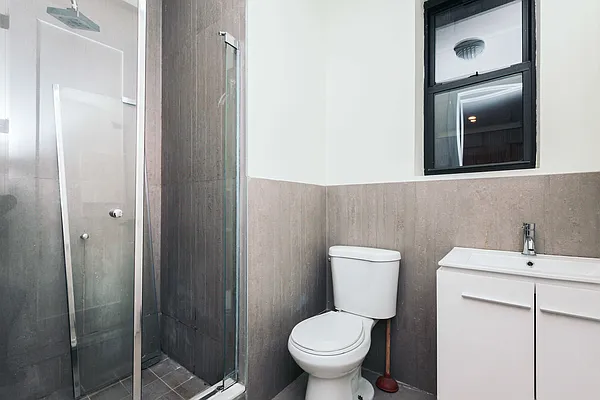 Rented by Nooklyn NYC LLC | media 22