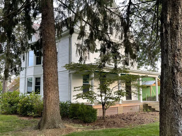 308 Newark Rd #A, Mount Vernon, OH 43050