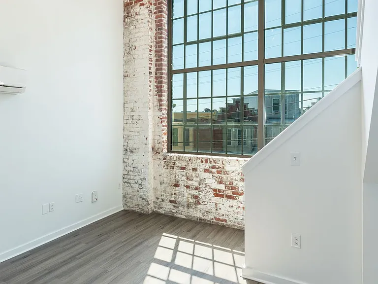 3003 Glenwood — Photo 15
