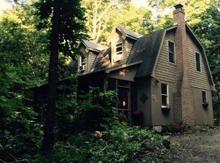 716 New Colony Rd, Put In Bay, OH 43456