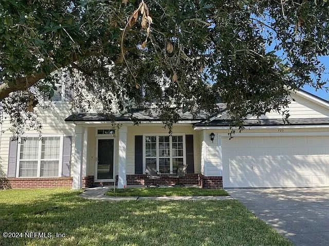4 bed, 3.0 bath, 2213 sqft, $2,500 — Photo 2