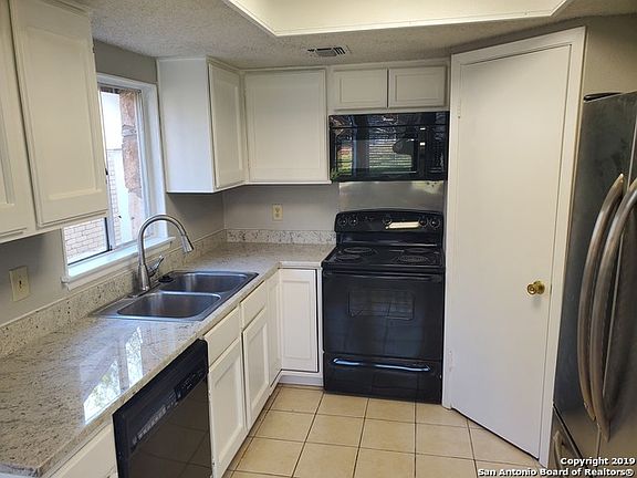 5th image of 8334 Ballantrae