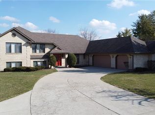 5701 Swan Dr, Clayton, OH 45315